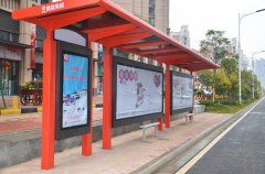 候車(chē)亭換新裝 城區(qū)106座候車(chē)亭建設(shè)完成
