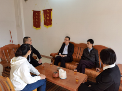 市德晟集團(tuán)公司董事長(zhǎng)駱志凌慰問(wèn)堅(jiān)守一線(xiàn)崗位